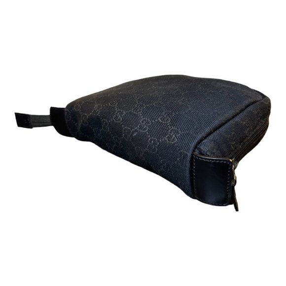 Authentic Gucci foldable xl travel tote - Picture 5 of 10